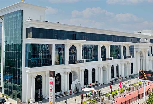 omaxe chowk chandni chowk